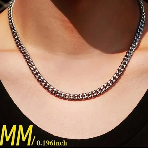 Men's Silver Chain Necklace - Picture 2 of 3